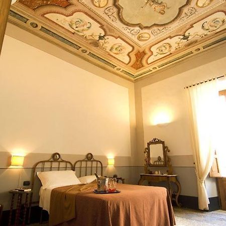 Hotel Palazzo D'Erchia Конверсано Екстериор снимка