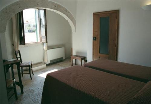 Hotel Palazzo D'Erchia Конверсано Стая снимка